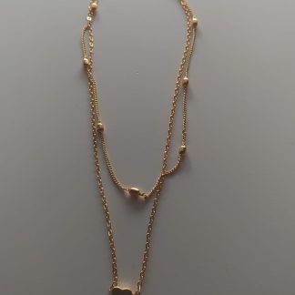 Collar dorado de doble cadena con bolitas y dije de corazón