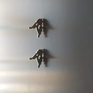 Par de pendientes con forma de ala de ángel en plateado